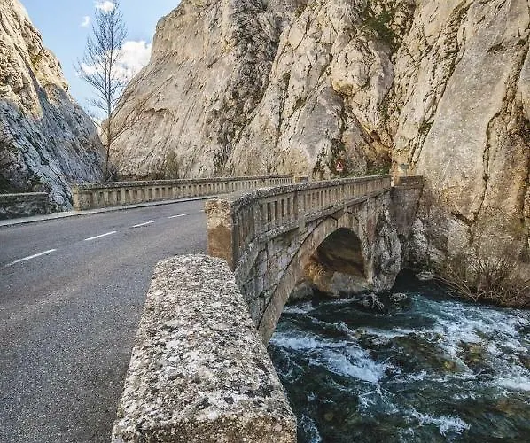 Aguas Frias Iii * La Omañuela